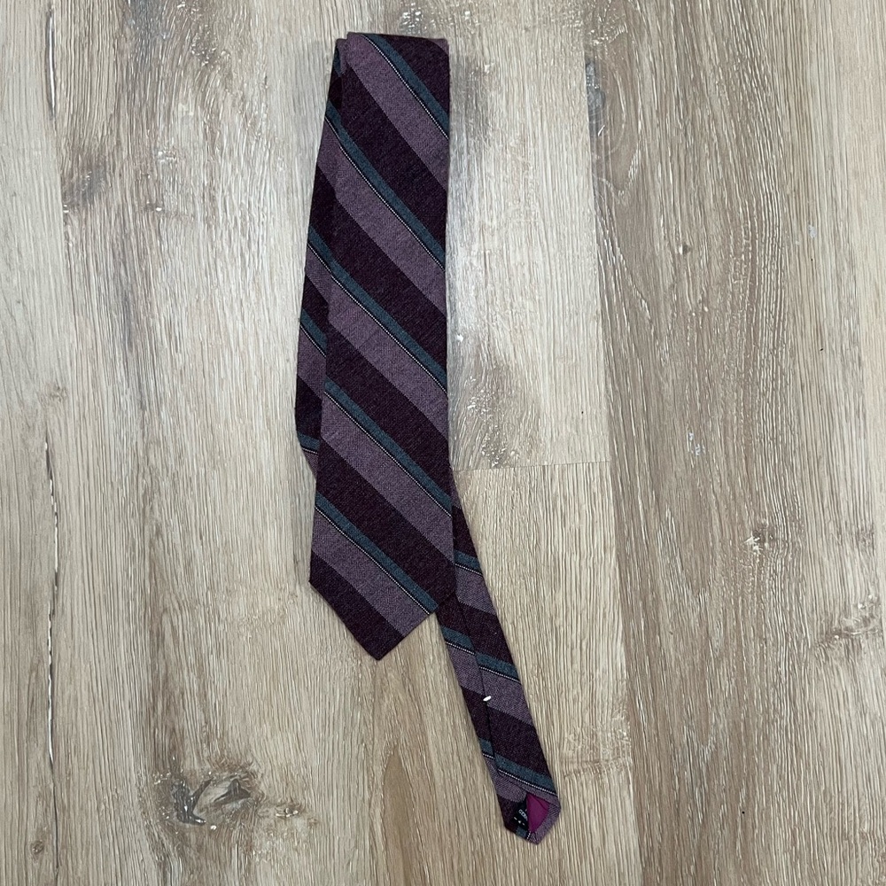 Nob Hill Men’s Striped Tie